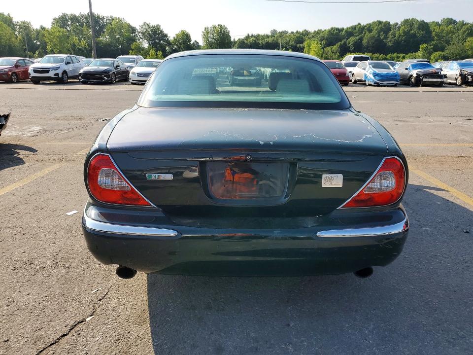 Photo 6 from auction – 2006 JAGUAR XJR with VIN SAJWA73C26TH04301