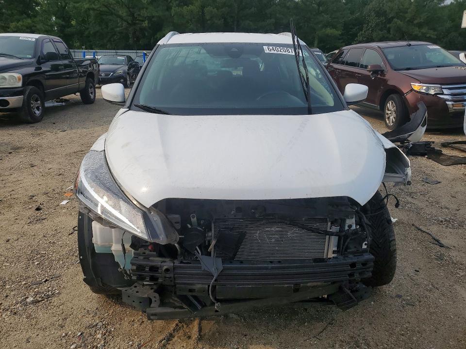 Photo 5 from auction – 2021 NISSAN KICKS with VIN 3N1CP5CV3ML466076