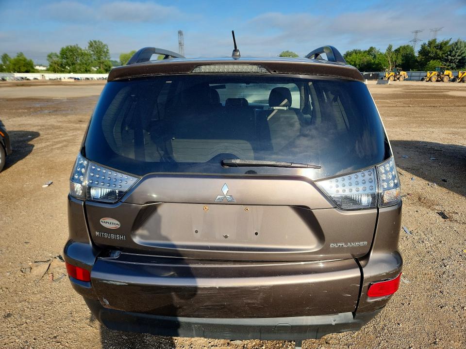 Photo 6 from auction – 2012 MITSUBISHI OUTLANDER with VIN JA4AS3AWXCU004891