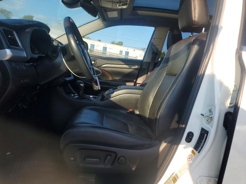 Photo 7 from auction – 2019 TOYOTA HIGHLANDER with VIN 5TDDZRFH0KS744092