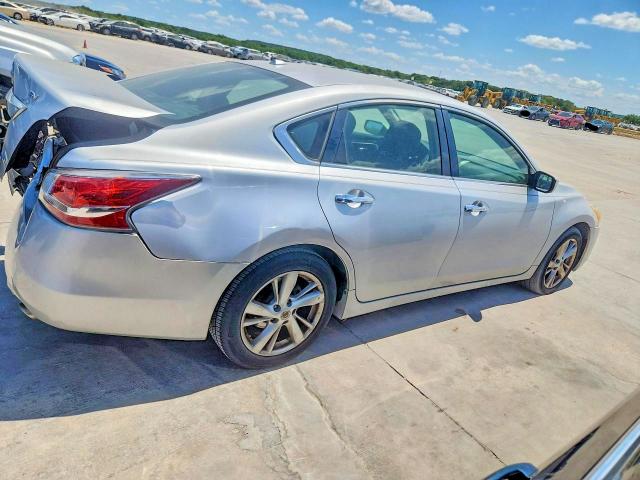 Photo 3 from auction – 2014 NISSAN ALTIMA with VIN 1N4AL3AP8EN235321