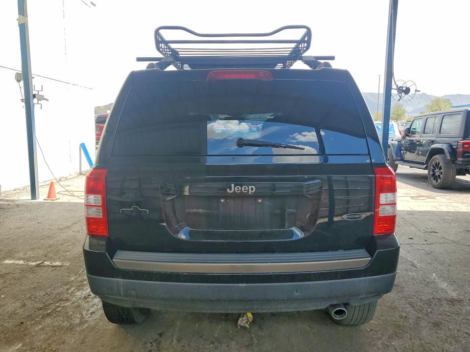 Photo 6 from auction – 2016 JEEP PATRIOT with VIN 1C4NJPBA6GD694052