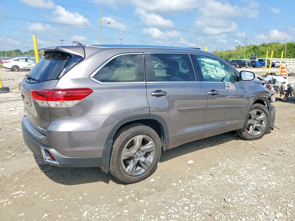 Photo 3 from auction – 2019 TOYOTA HIGHLANDER with VIN 5TDDZRFH5KS980866