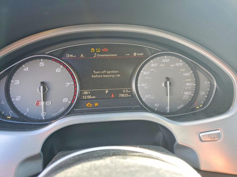Foto 9 de la subasta – 2014 AUDI S8 con VIN WAUD2AFD1EN007994