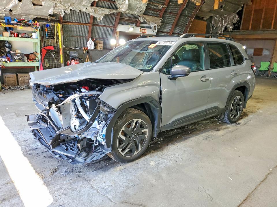 SUBARU FORESTER 2025 with VIN JF2SLDRC7SH585153 - Photo from auction