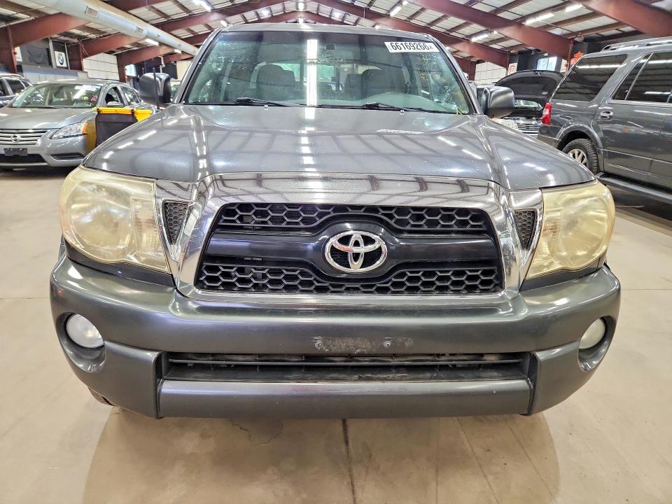 Photo 5 from auction – 2011 TOYOTA TACOMA with VIN 3TMLU4ENXBM068884