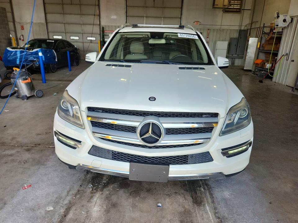 Photo 5 from auction – 2013 MERCEDES-BENZ GL with VIN 4JGDF7CE4DA162340