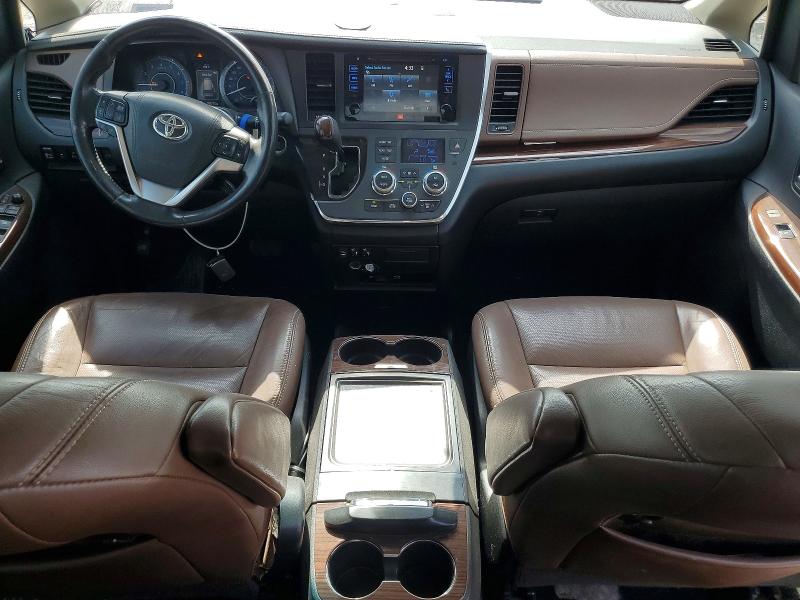 Photo 8 from auction – 2017 TOYOTA SIENNA with VIN 5TDYZ3DC9HS843279
