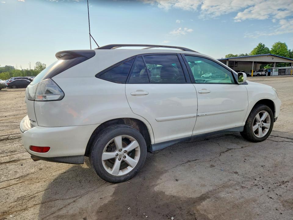 Photo 3 from auction – 2005 LEXUS RX 330 with VIN 2T2HA31U25C068165