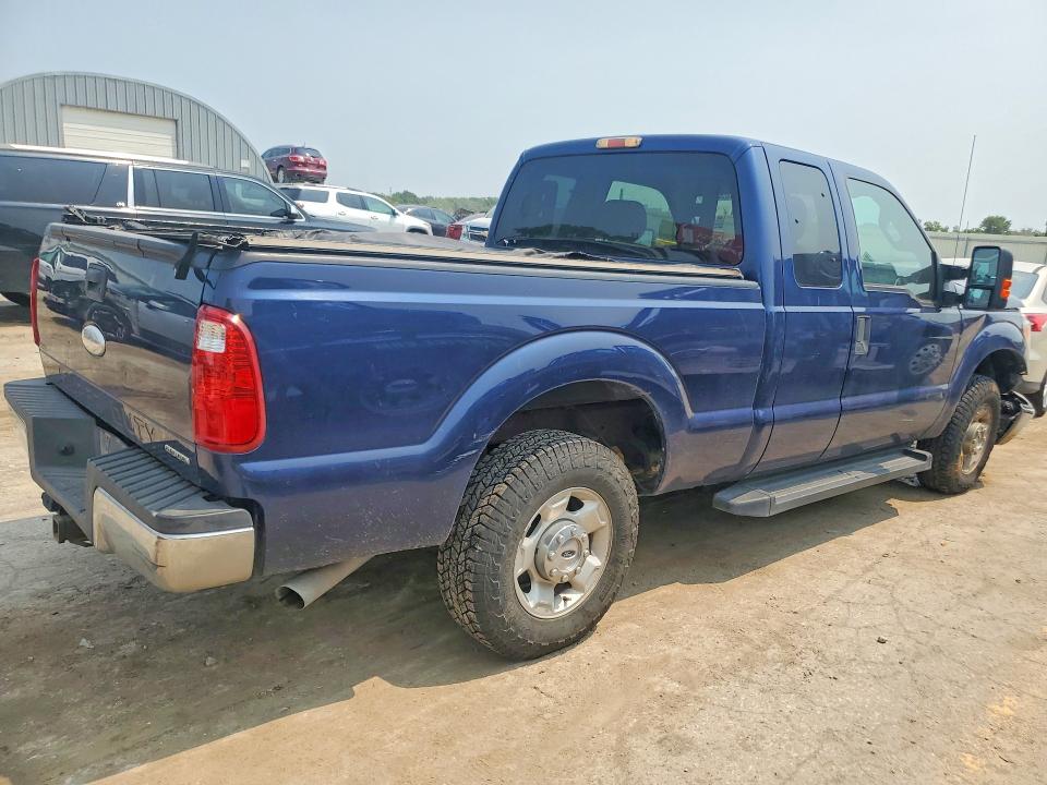 Photo 3 from auction – 2012 FORD F250 with VIN 1FT7X2A63CEA87988