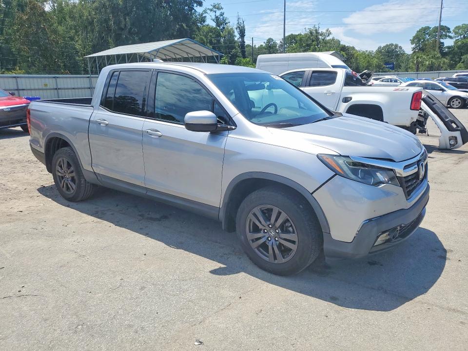 Photo 4 from auction – 2018 HONDA RIDGELINE with VIN 5FPYK3F15JB006708