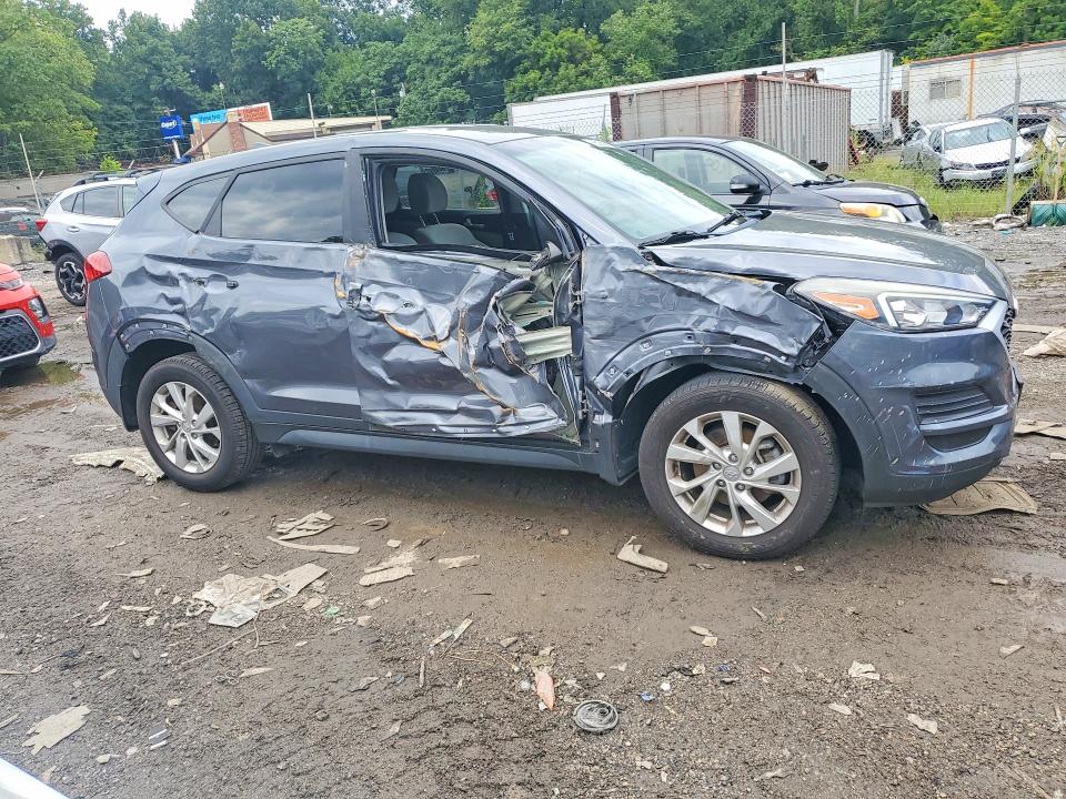 Photo 4 from auction – 2019 HYUNDAI TUCSON with VIN KM8J2CA40KU987692