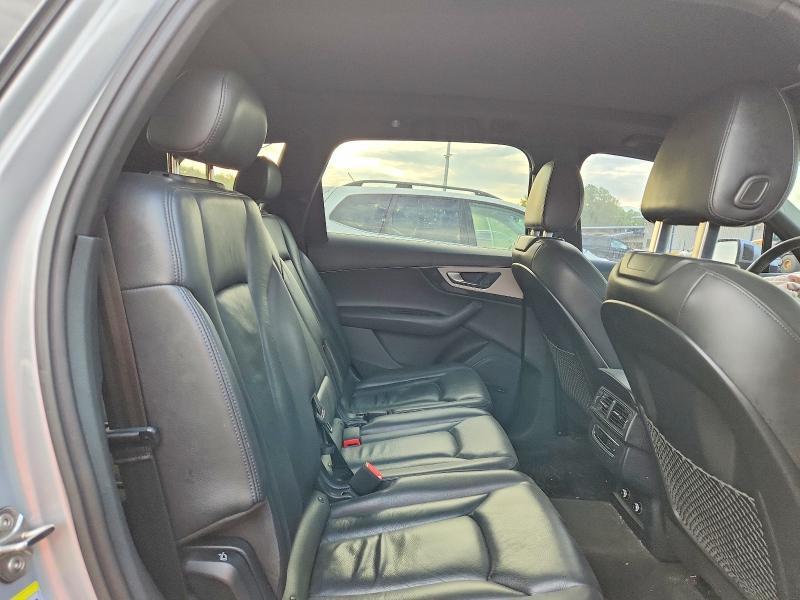 Photo 11 from auction – 2019 AUDI Q7 with VIN WA1LHAF70KD024384
