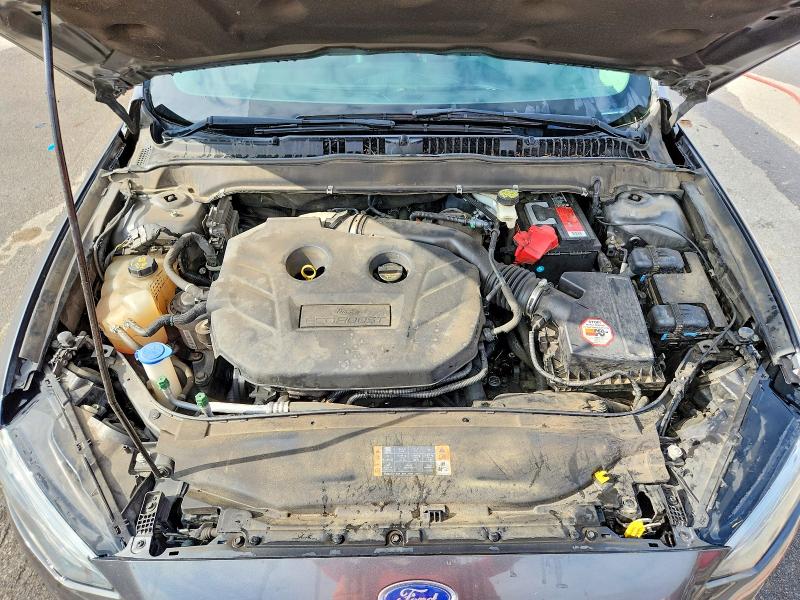 Photo 11 from auction – 2017 FORD FUSION with VIN 3FA6P0T95HR144967