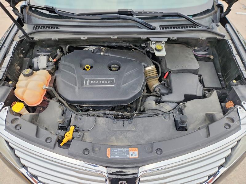 Photo 12 from auction – 2016 LINCOLN MKC with VIN 5LMCJ1D99GUJ03714