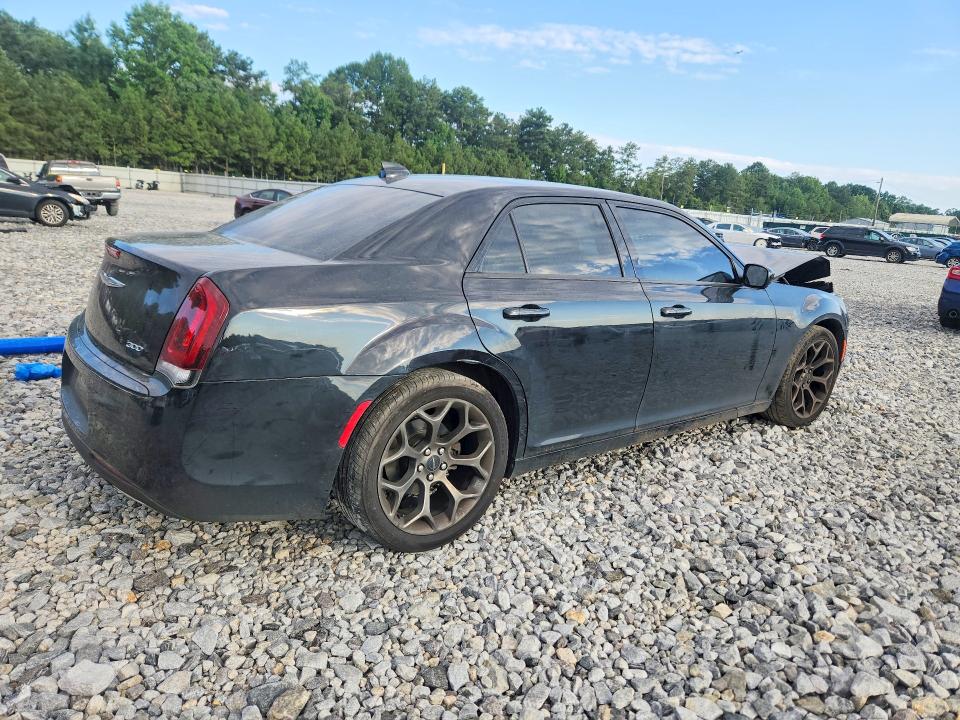 Photo 3 from auction – 2018 CHRYSLER 300 with VIN 2C3CCAAG2JH281824