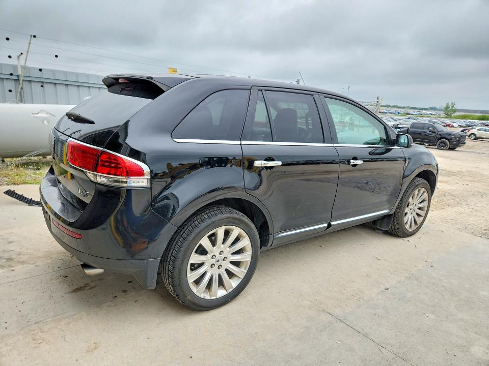 Photo 3 from auction – 2012 LINCOLN MKX with VIN 2LMDJ6JK9CBL05646