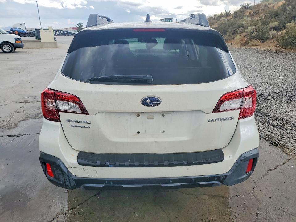 Photo 6 from auction – 2018 SUBARU OUTBACK with VIN 4S4BSADC1J3290919