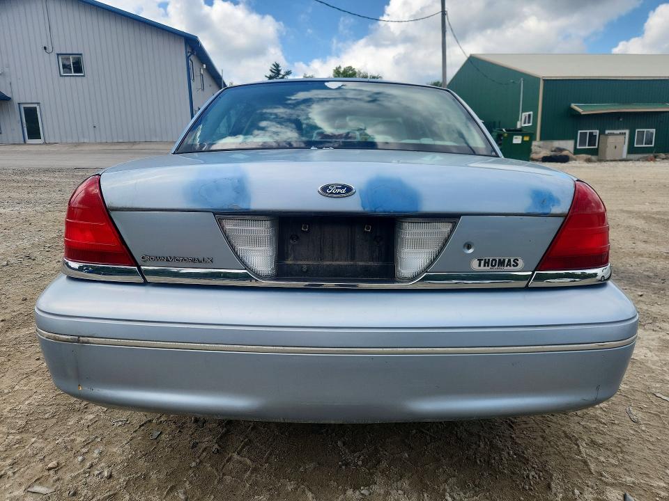 Photo 6 from auction – 2004 FORD CROWN VICTORIA with VIN 2FAFP74W64X126003
