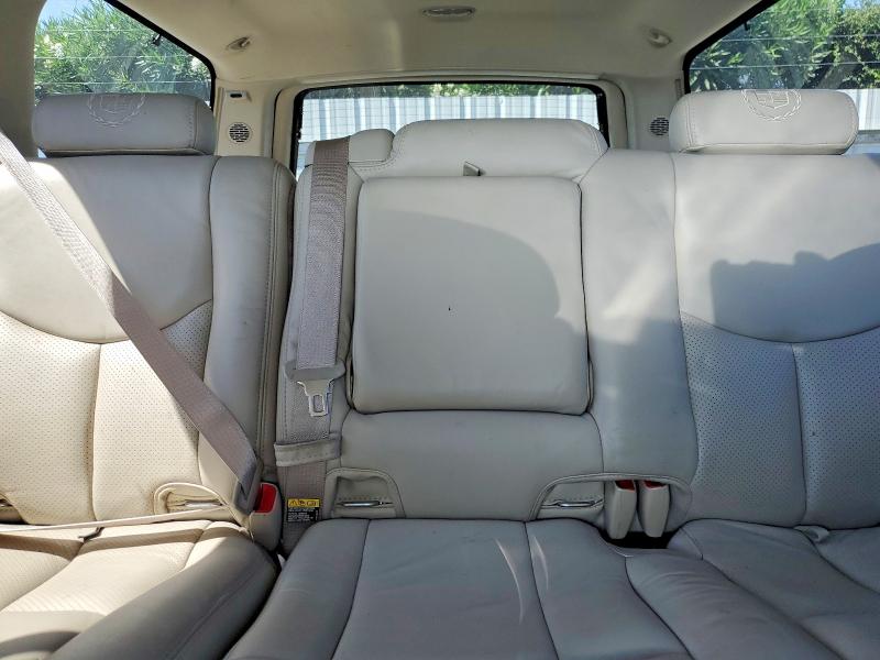 Photo 10 from auction – 2004 CADILLAC ESCALADE with VIN 3GYFK66N24G156109