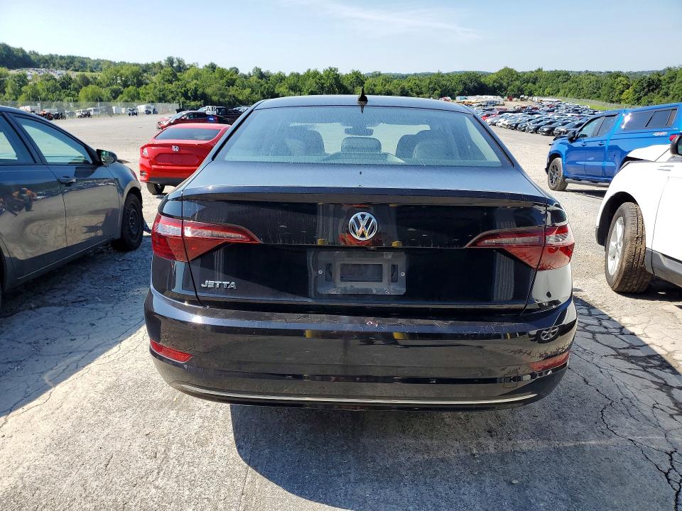 Photo 6 from auction – 2020 VOLKSWAGEN JETTA with VIN 3VWEB7BU6LM023452
