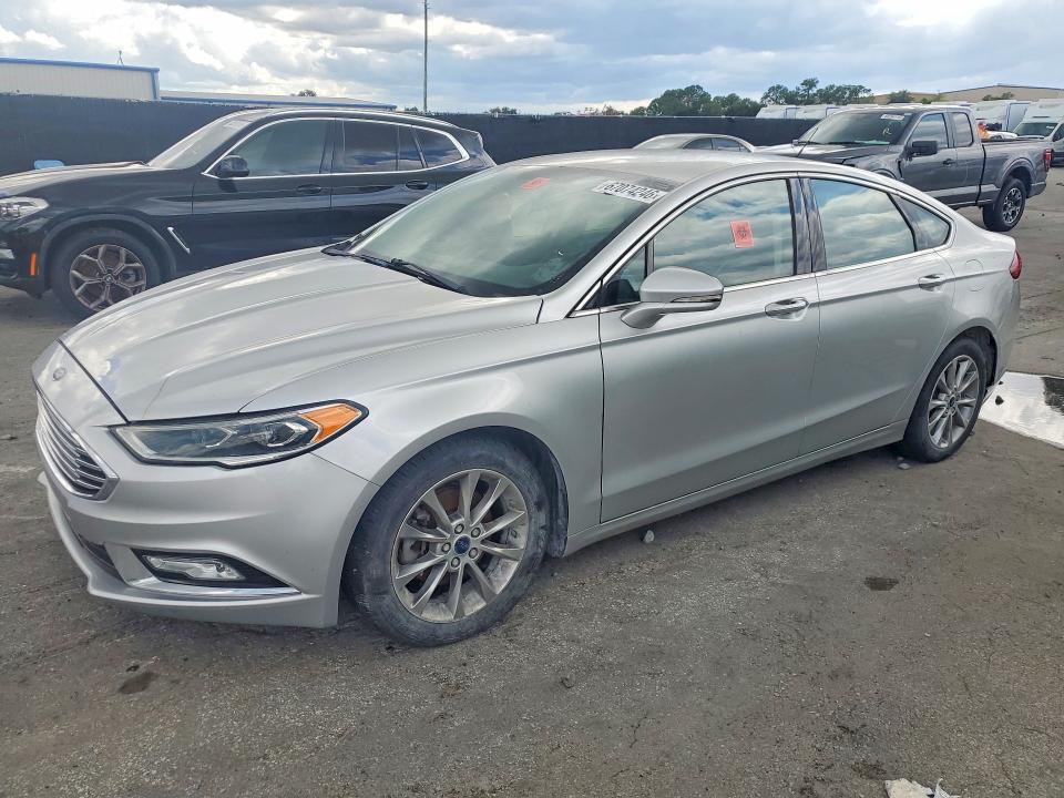 2017 FORD FUSION - Търг №67074246