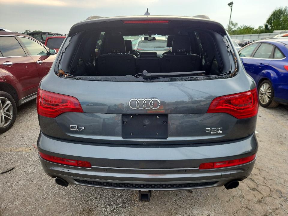 Photo 6 from auction – 2015 AUDI Q7 with VIN WA1DGAFE7FD015970
