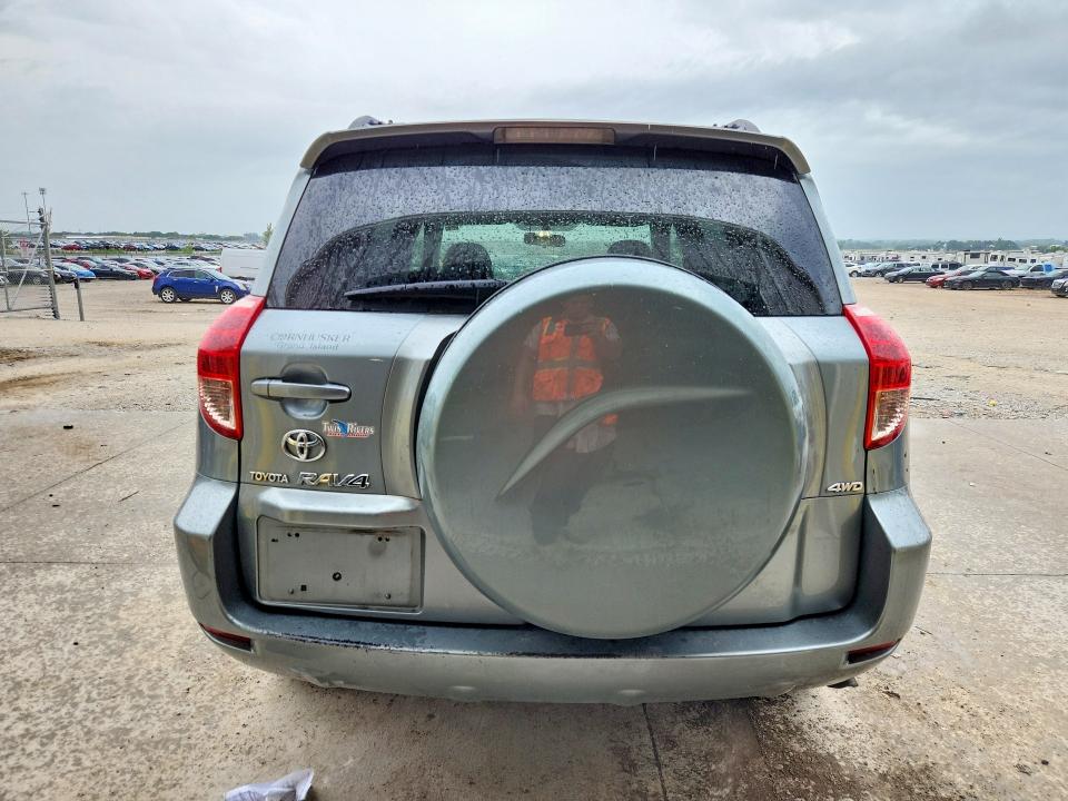 Photo 6 from auction – 2008 TOYOTA RAV4 with VIN JTMBD33V085133443