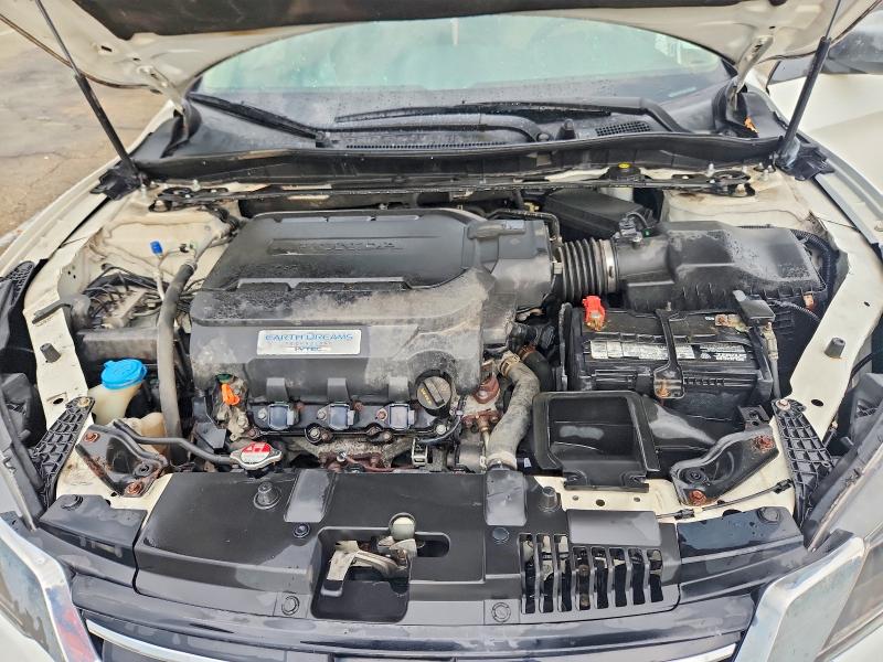 Photo 11 from auction – 2015 HONDA ACCORD with VIN 1HGCR3F84FA025652