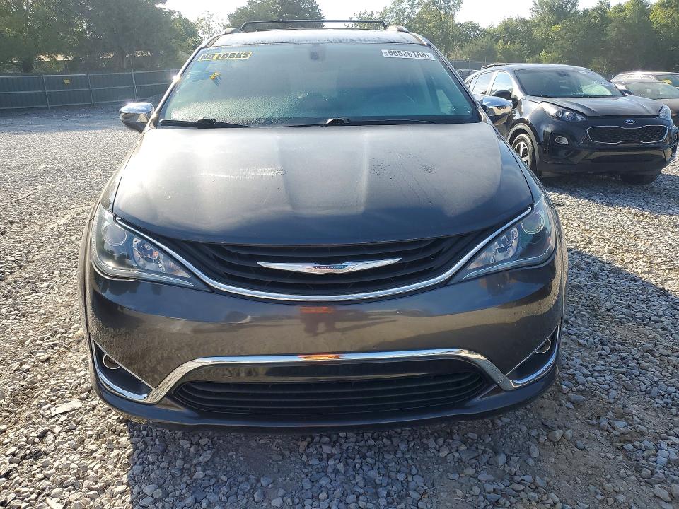 Photo 5 from auction – 2018 CHRYSLER PACIFICA with VIN 2C4RC1N7XJR275330
