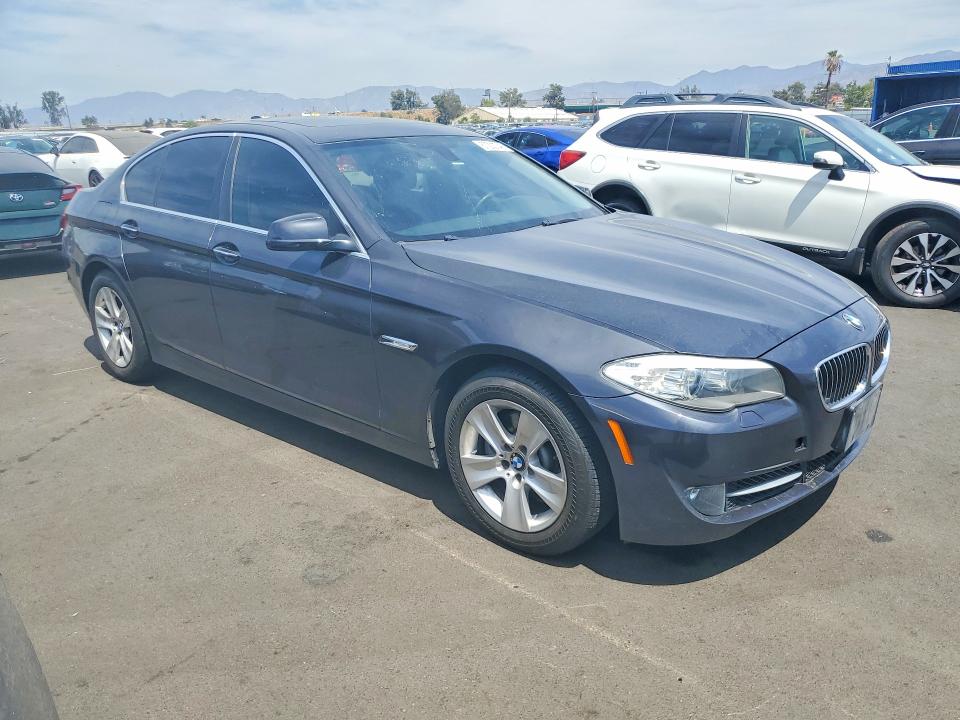 Photo 4 from auction – 2013 BMW 528 with VIN WBAXG5C51DD228664