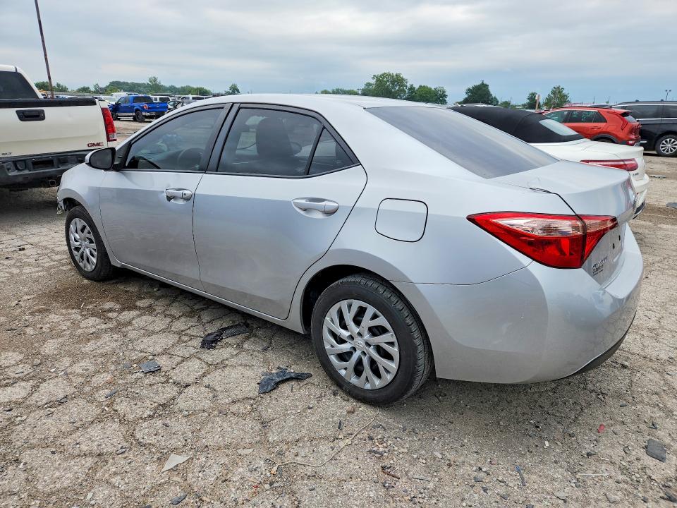 Photo 2 from auction – 2017 TOYOTA COROLLA with VIN 5YFBURHE2HP699828