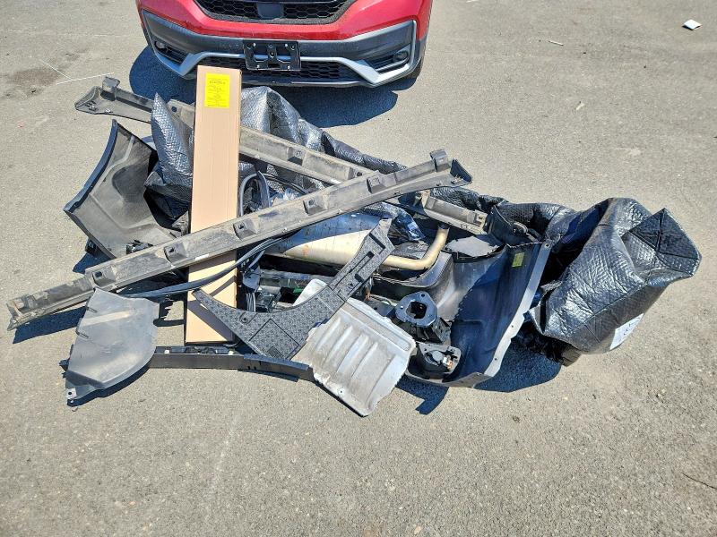 Photo 13 from auction – 2018 SUBARU CROSSTREK with VIN JF2GTAMC9JH328795