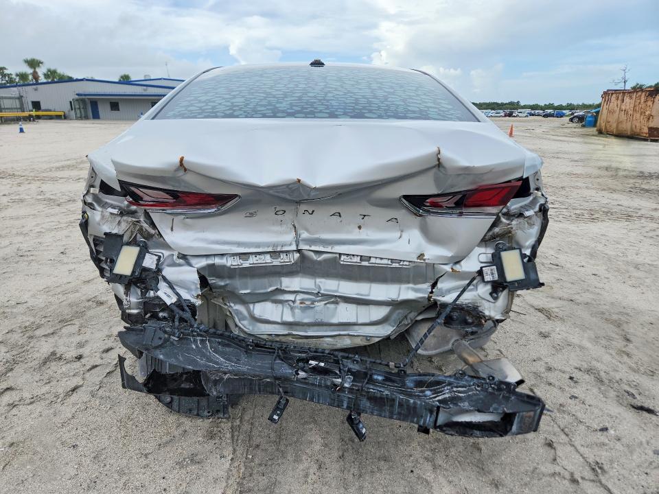 Photo 6 from auction – 2018 HYUNDAI SONATA with VIN 5NPE34AF9JH605792