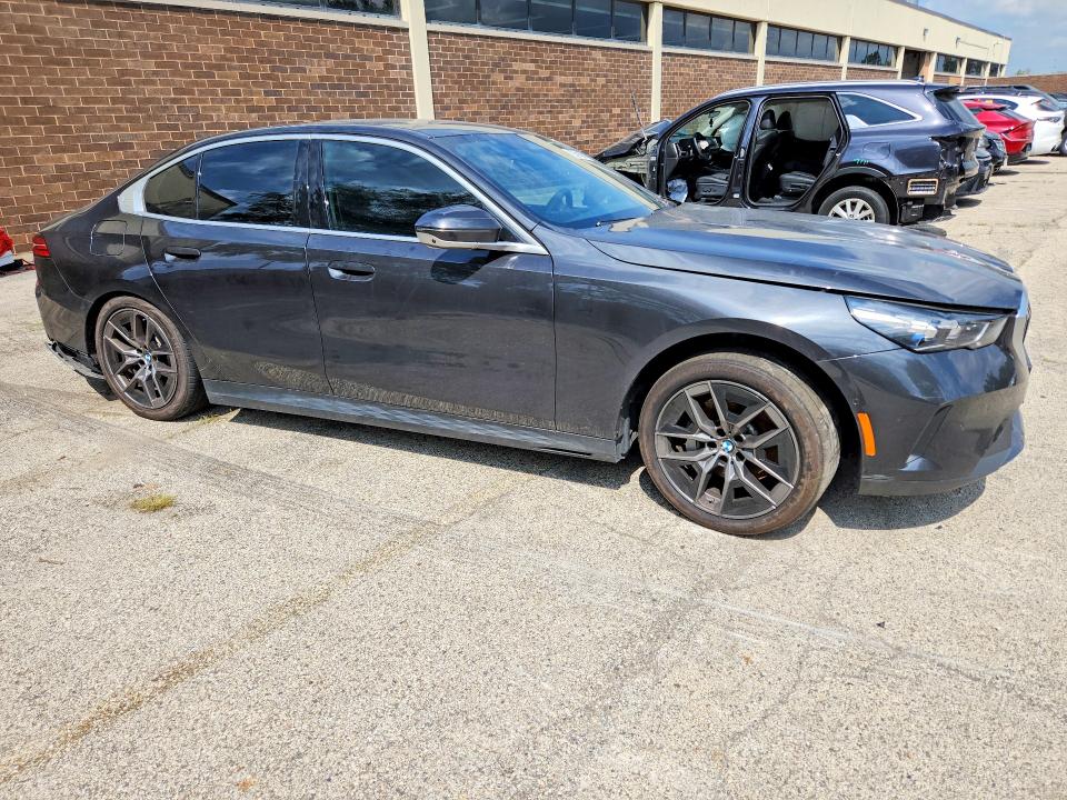 Photo 4 from auction – 2025 BMW 530 with VIN WBA53FJ04SCT87763