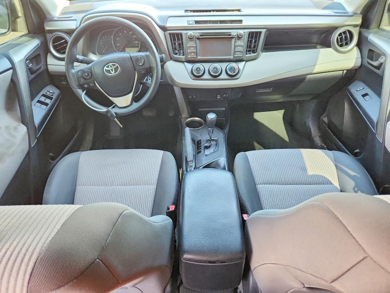 Photo 8 from auction – 2015 TOYOTA RAV4 with VIN 2T3BFREV7FW240182