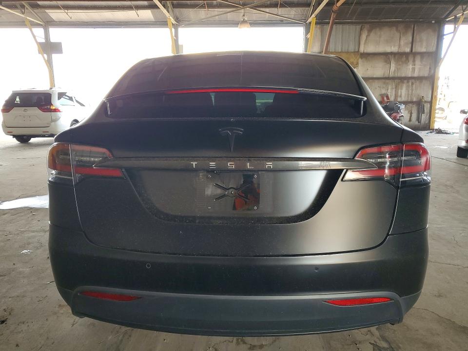 Photo 6 from auction – 2017 TESLA MODEL X with VIN 5YJXCBE2XHF070503