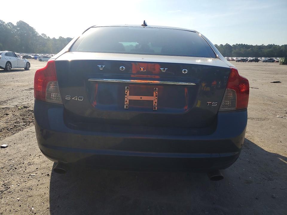 Photo 6 from auction – 2011 VOLVO S40 with VIN YV1672MS0B2538454