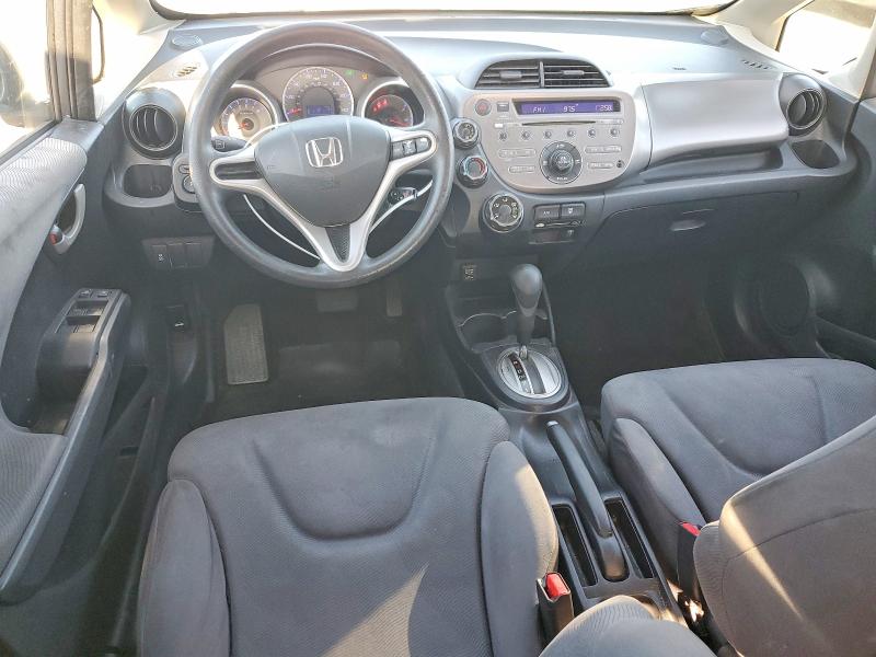 Photo 8 from auction – 2013 HONDA FIT with VIN JHMGE8H37DC064116