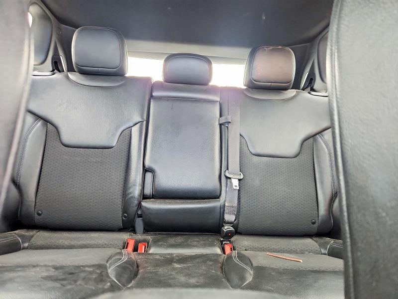 Снимка 10 от търг – 2023 JEEP COMPASS с VIN 3C4NJDBN5PT536829