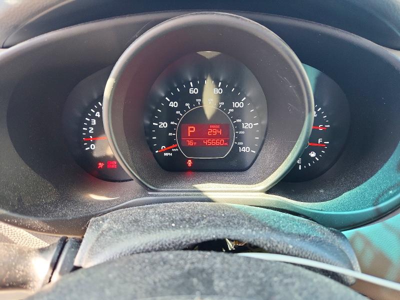 Photo 9 from auction – 2016 KIA SOUL with VIN KNDJN2A2XG7364302