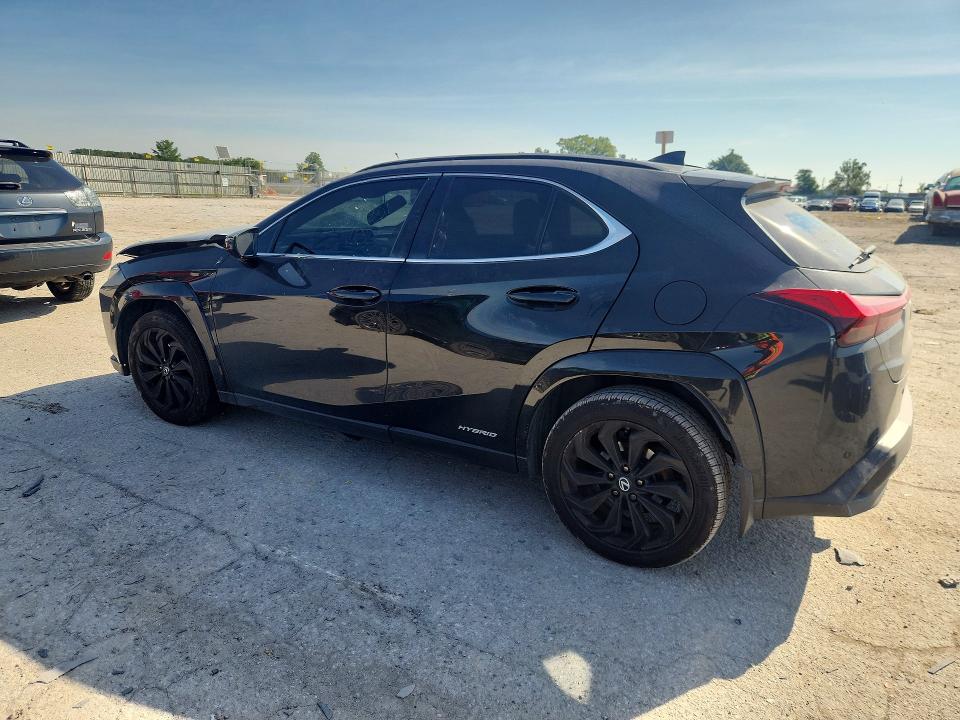 Photo 2 from auction – 2021 LEXUS UX with VIN JTHP9JBH8M2047105