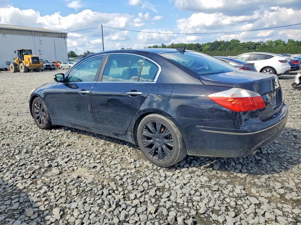 Photo 2 from auction – 2009 HYUNDAI GENESIS with VIN KMHGC46E99U020118