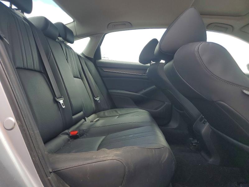 Photo 10 from auction – 2018 HONDA ACCORD with VIN 1HGCV3F57JA008449