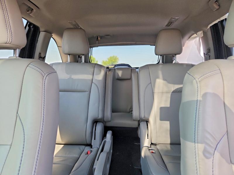 Photo 10 from auction – 2019 TOYOTA HIGHLANDER with VIN 5TDJZRFH5KS619141