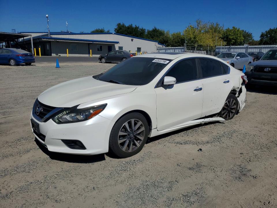 NISSAN ALTIMA 2017 with VIN 1N4AL3AP1HC162969 - Photo from auction