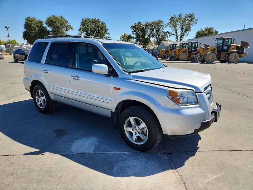Photo 4 from auction – 2006 HONDA PILOT with VIN 5FNYF287X6B041440