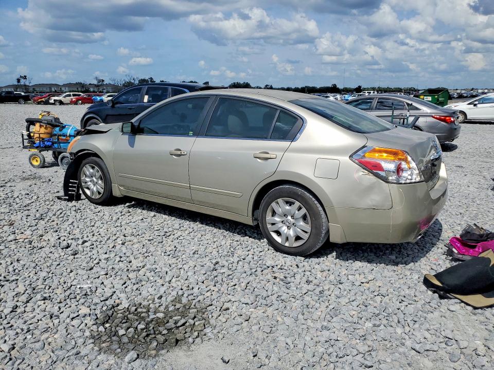 Photo 2 from auction – 2010 NISSAN ALTIMA with VIN 1N4AL2AP3AC143842