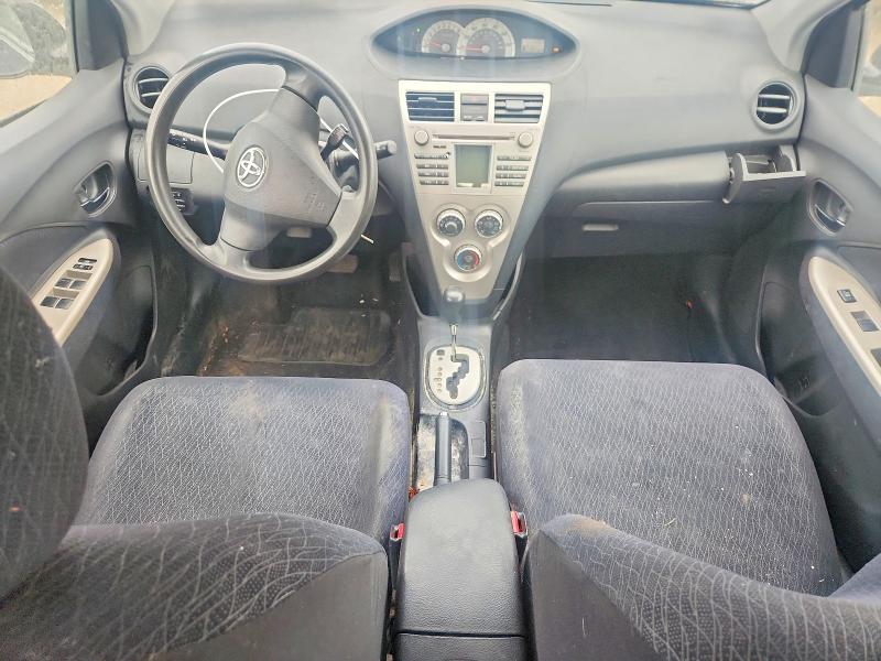 Photo 8 from auction – 2007 TOYOTA YARIS with VIN JTDBT923074002071