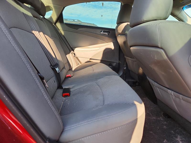 Снимка 10 от търг – 2014 HYUNDAI SONATA с VIN 5NPEB4AC3EH946832